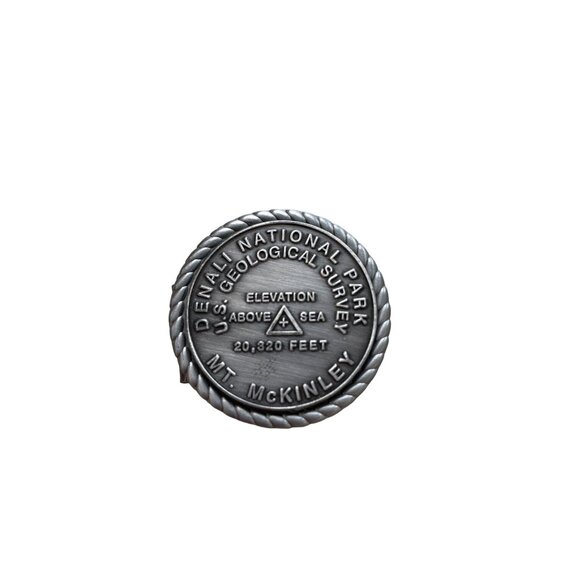 Denali National Park Mt. McKinley Medallion Clip 20320 Feet Elevation Pewter - Picture 1 of 3